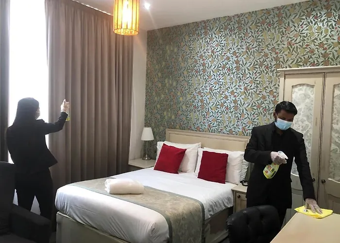 W12 Rooms